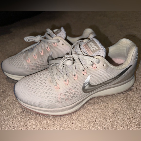 Nike Zoom Pegasus 34 Runners - Picture 2 of 2